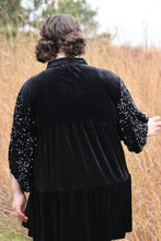 Load image into Gallery viewer, Black Velvet Sparkle Plus Size Top
