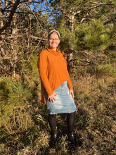 Load image into Gallery viewer, Burnt Orange Waffle Knit Turtleneck Sweater

