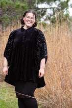 Load image into Gallery viewer, Black Velvet Sparkle Plus Size Top
