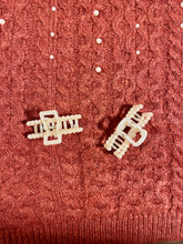 Load image into Gallery viewer, Pearl Hair Claw Clip (in 2 shapes)
