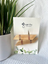 Load image into Gallery viewer, Blonde Wood Thick Hair Clip Sets (2 styles)
