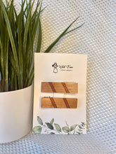 Load image into Gallery viewer, Dramatic Slant Handmade Wooden Hair Clip Sets (2 colors)
