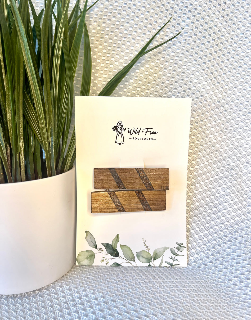 Dramatic Slant Handmade Wooden Hair Clip Sets (2 colors)