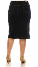 Load image into Gallery viewer, Dark Wash Plus Size Denim Skirt
