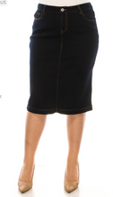 Load image into Gallery viewer, Dark Wash Plus Size Denim Skirt
