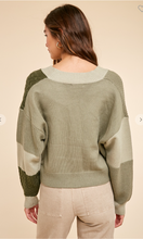 Load image into Gallery viewer, Sage Green Colorblock Patchwork Sweater
