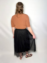 Load image into Gallery viewer, Black Tulle Fairy Skirt
