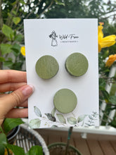 Load image into Gallery viewer, Sage Handmade Wood Circle Clips
